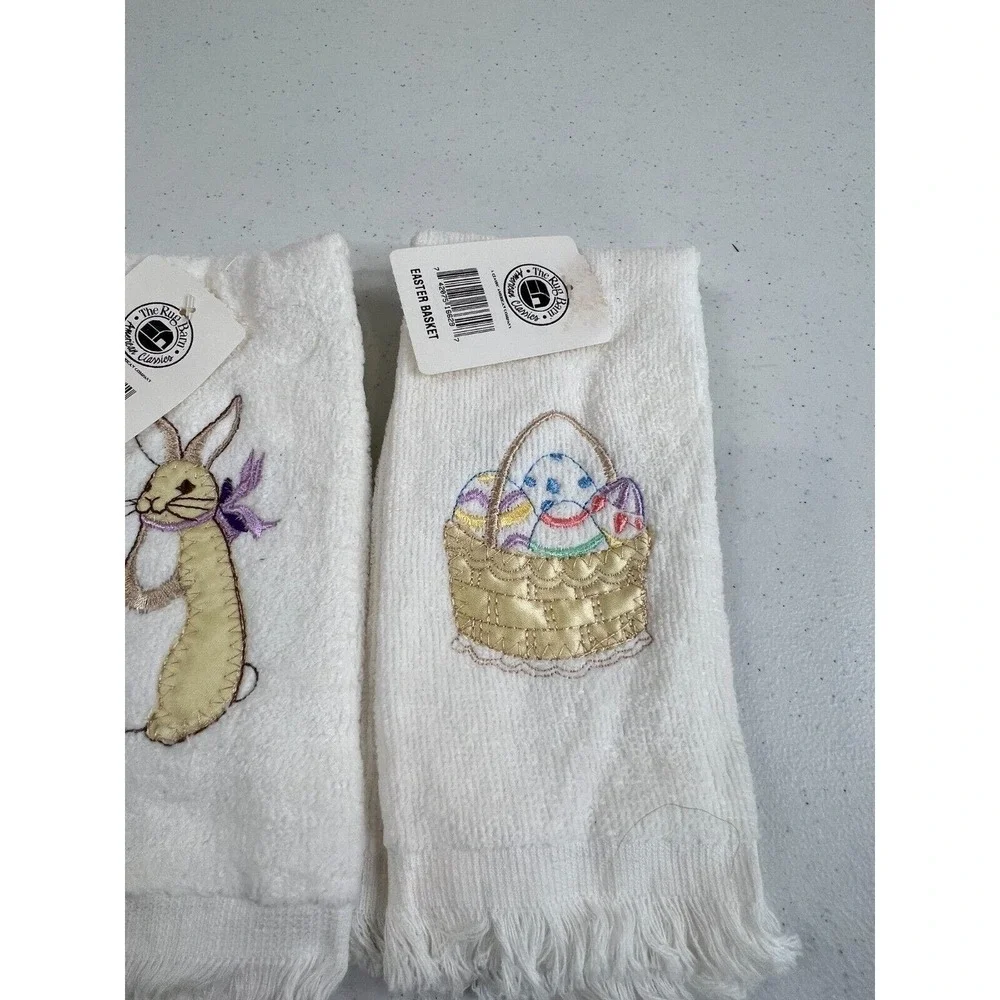 The Rug Barn American Classics Fringe Detail Embroidered Hand Towels -‎ Lot of 3
